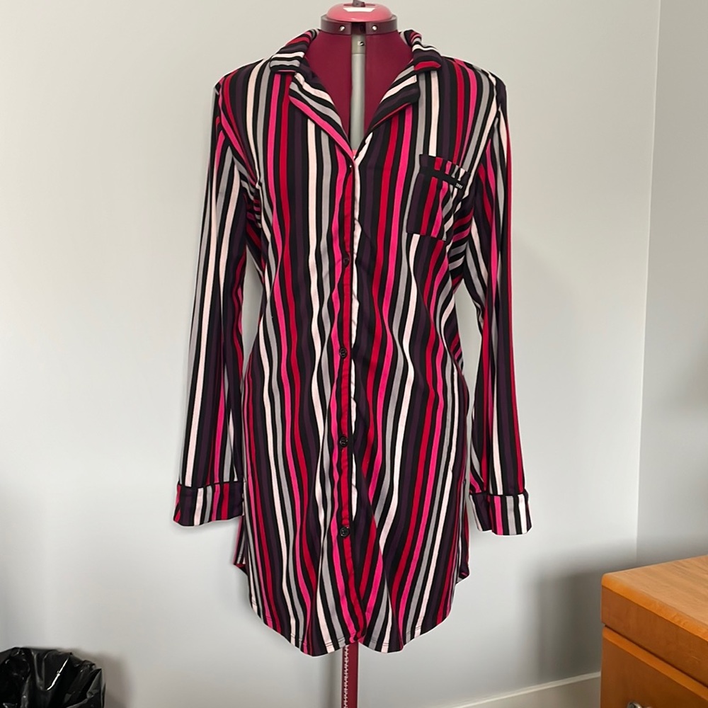 DKNY striped sleep shirt / night gown